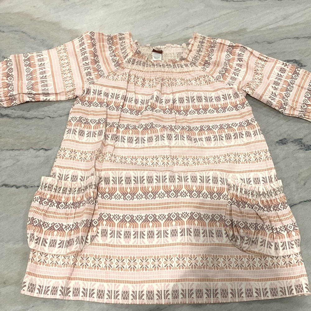 Smocked Tea dress, size 5. Loose fit. Two pockets.